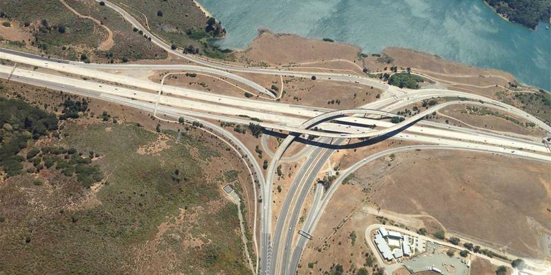 汽车托运前必做功课：从车辆故障预防到紧急拖车准备全指南