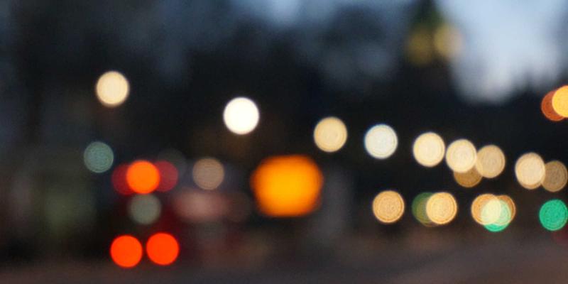 豪华超跑紧急拖车指南：低底盘车辆故障时的专业设备与运输注意事项